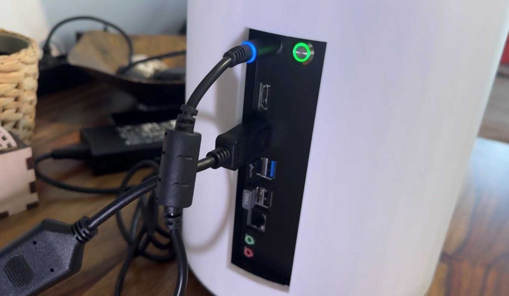 PC deosebit, i5, 16GB Ram, 512GB SSD Nvme, carcasa unica (poze reale).