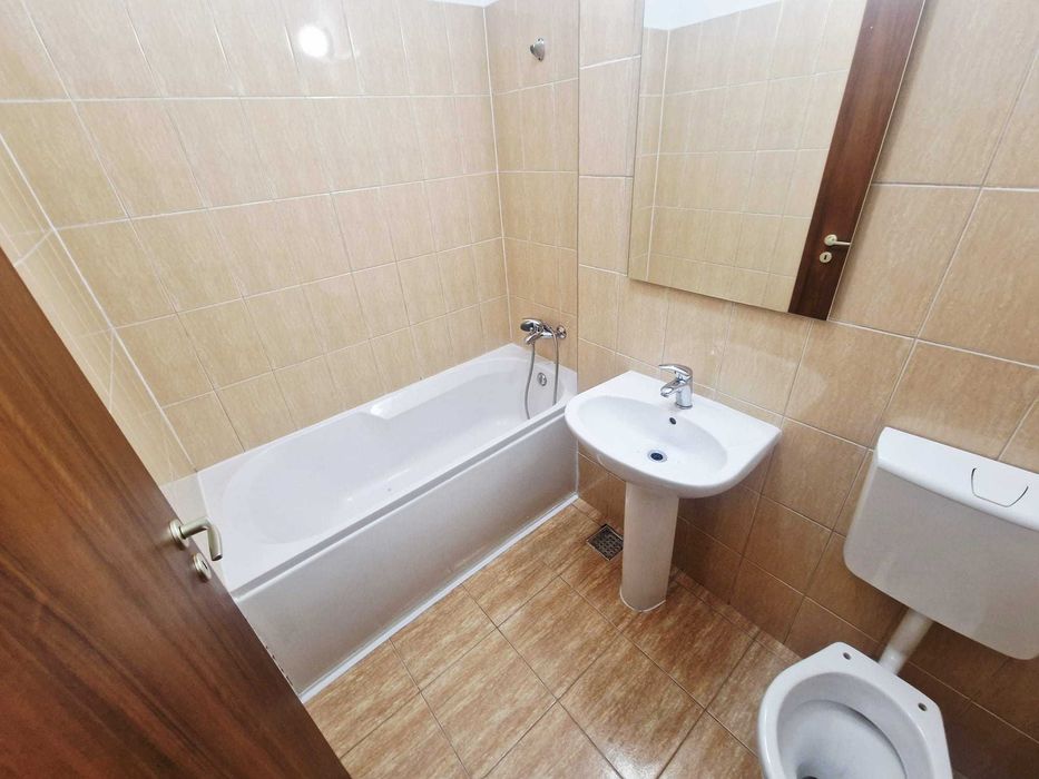 Garsoniera, suprafata 33mp, balcon - Auchan Titan - Rasarit de soare