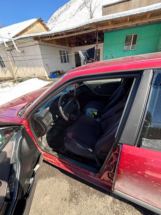 Ауди 80, объем 1.8