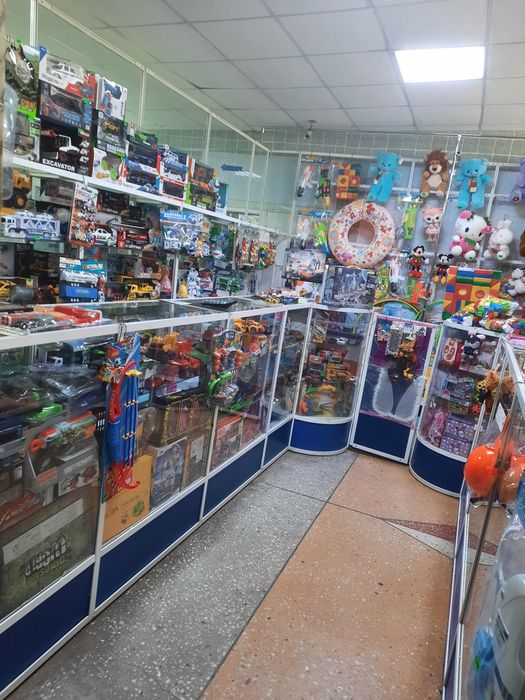 Торговый отдел детских игрушек