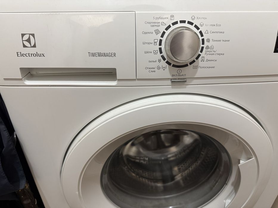 Стиральная машина Electrolux