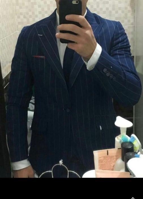 Продам тройка костюм б\у