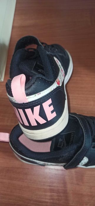 Продам детскую обувь