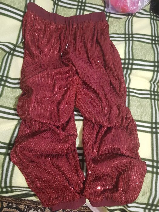 Pantaloni dama cu paiete