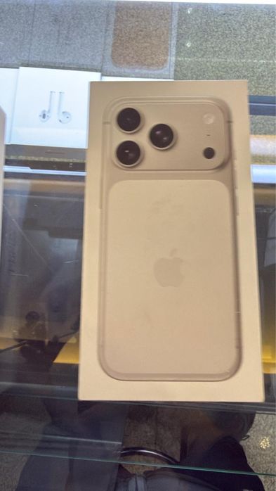 В продаже IPHONE 17 PRO 256GB