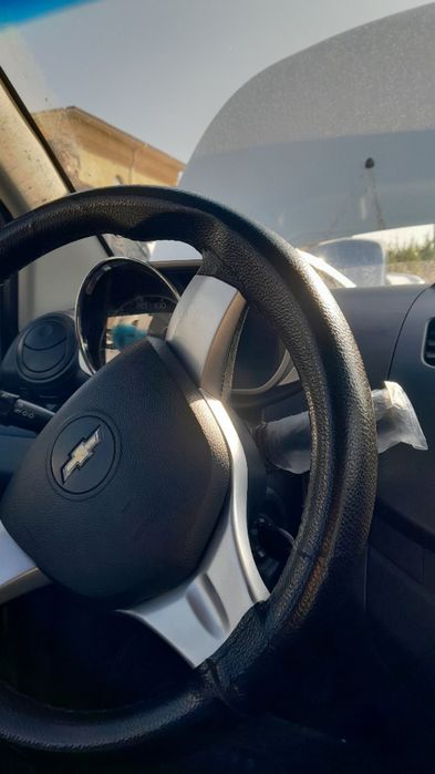 Spark sotiladi srochno