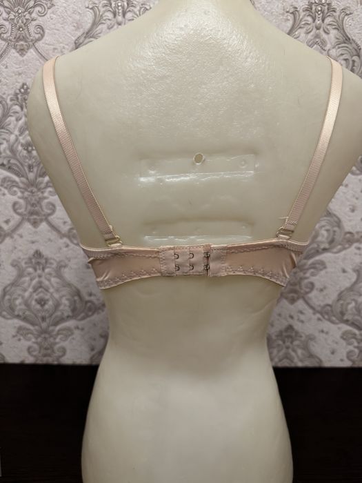 Новый бюстгалтер чашка С