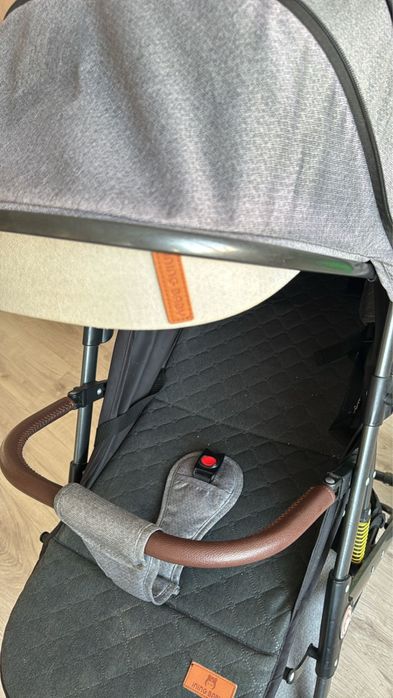 Продам Коляску в хорошем состоянии