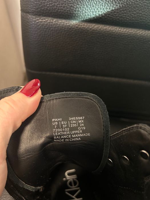 Calvin Klein боти 37 номер