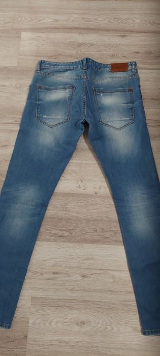 Мъжки  дънки  PULL&BEAR