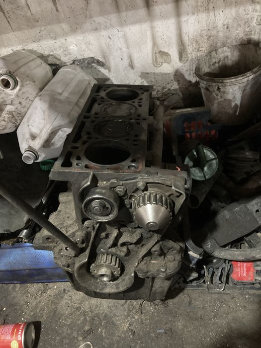 Рено сандеро блок