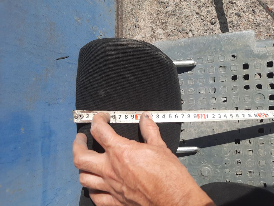 Продам подголовники автомобильные