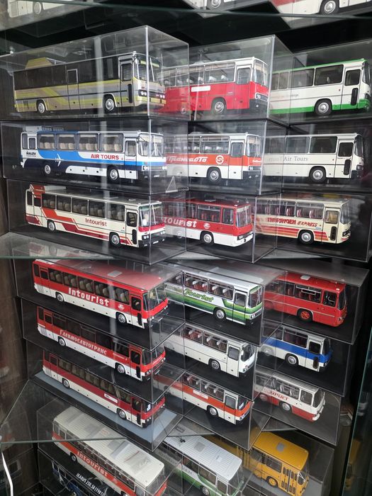 Ikarus Demprice 1:43