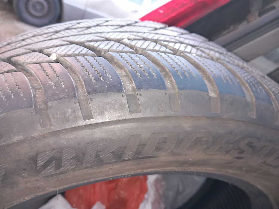 205/60 R17 Brigestone Blizzak