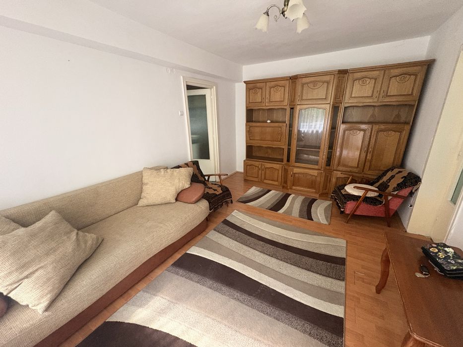 Apartament de inchiriat 3 camere