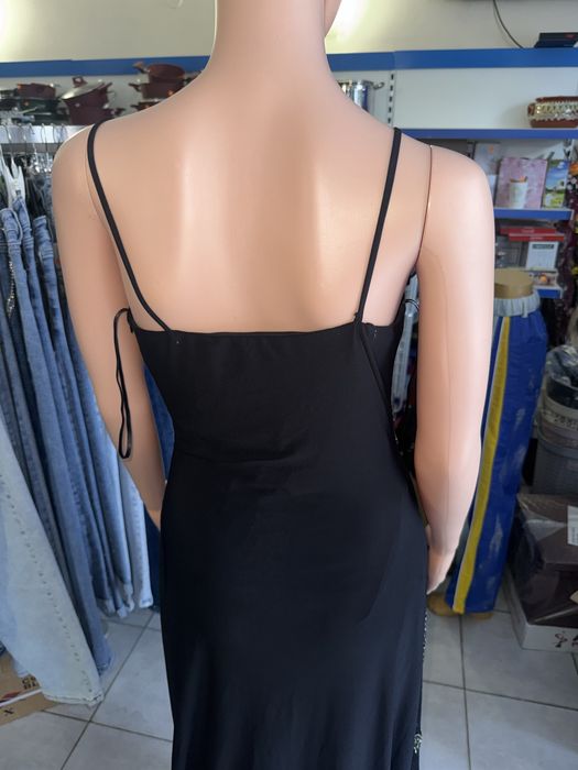 Вечерна рокля