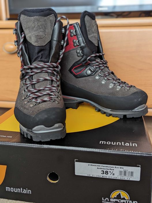 Bocanci Tehnici La Sportiva Karakorum EVO Gore-Tex 38,5