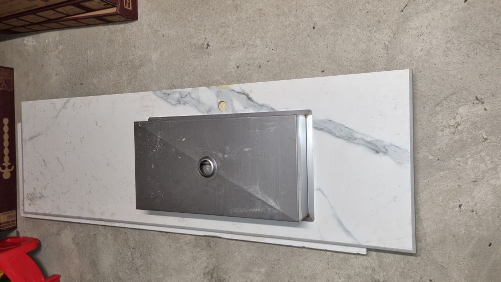 Vând lavoar baie ceramică  fabricat Italia