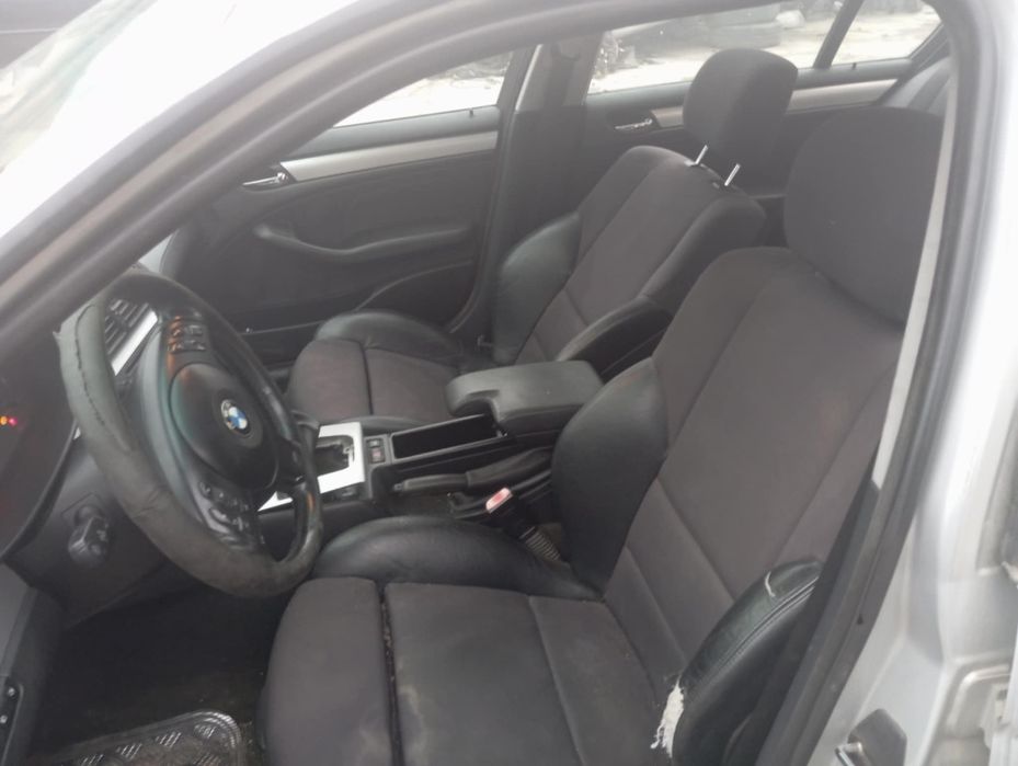 Продавам BMW E46 2.0 136 На Части