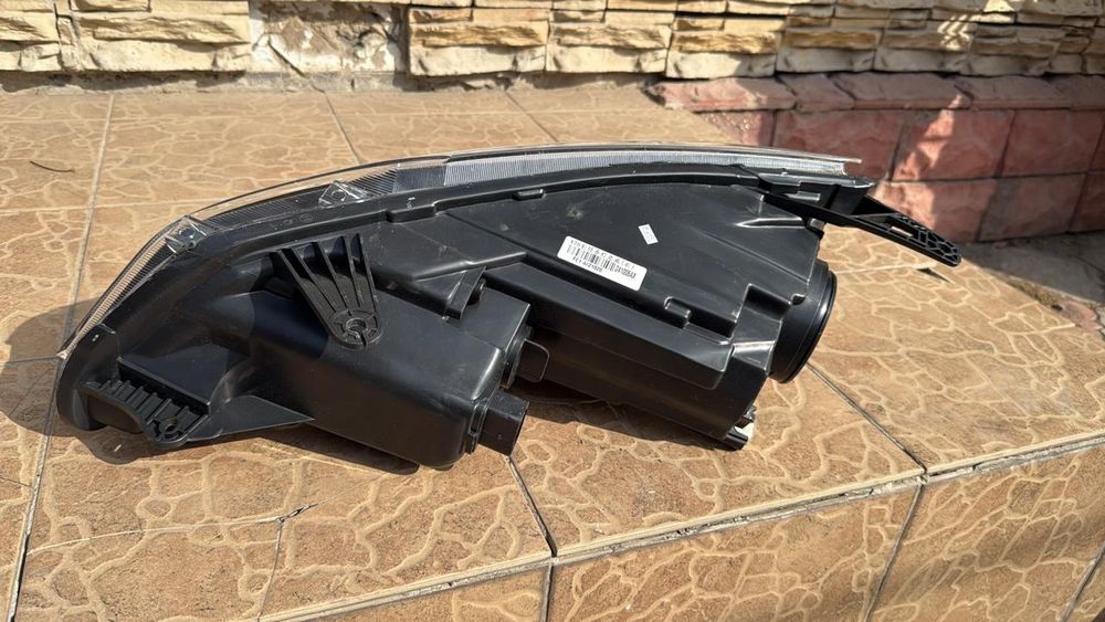 Продам фара jetour x70