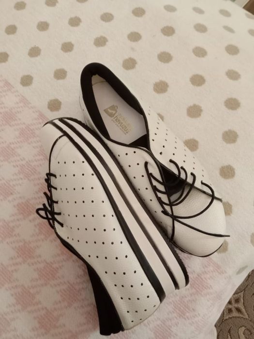 Продаю Новую турецкую обувь