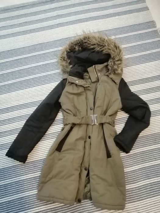 Яке PARKA  с черни ръкави