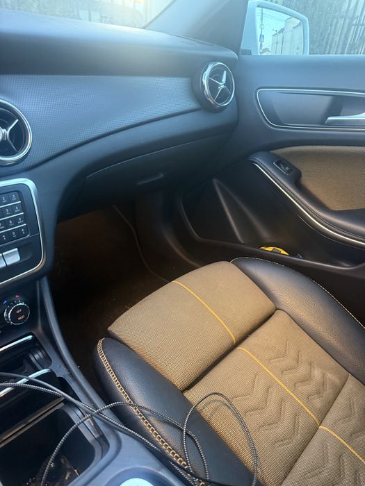 MERCEDES-BENZ GLA 2019 — imagine 3