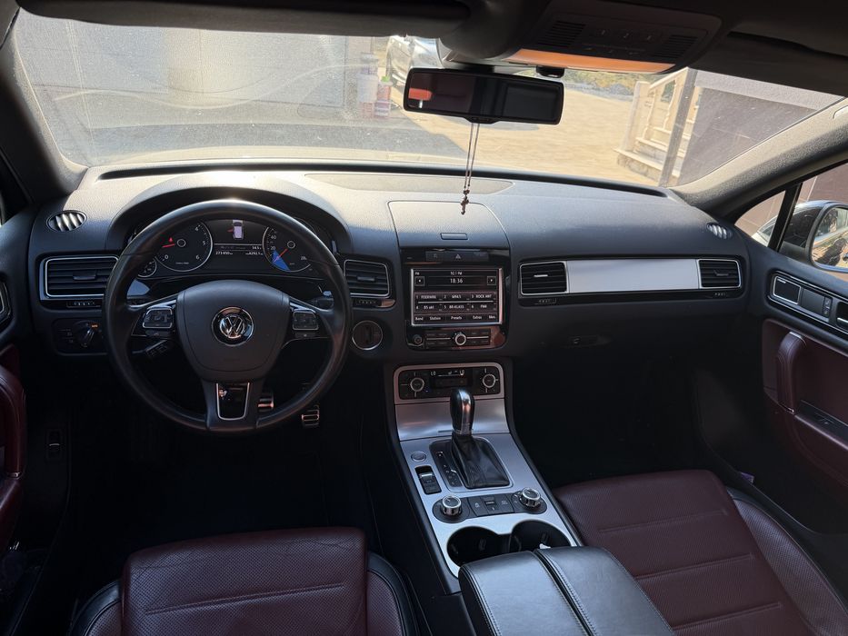 VOLKSWAGEN Touareg 2012 — imagine 5