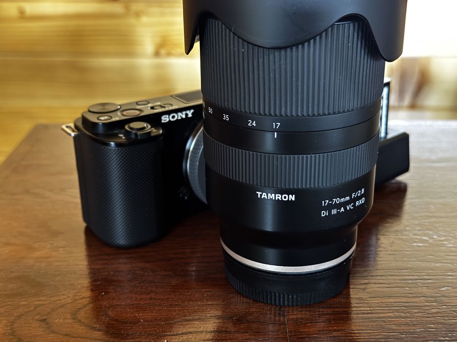 Sony ZV-E10 cu Tamron 17-70mm f2.8