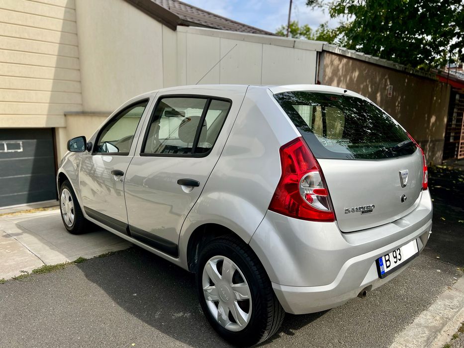 • Dacia Sandero / 46.000 KM / 1.4 MPI •