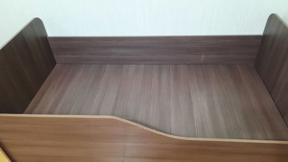 Продам детскую подростковую кровать