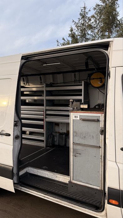 Rafturi metalice pentru Duba- Service Mobil