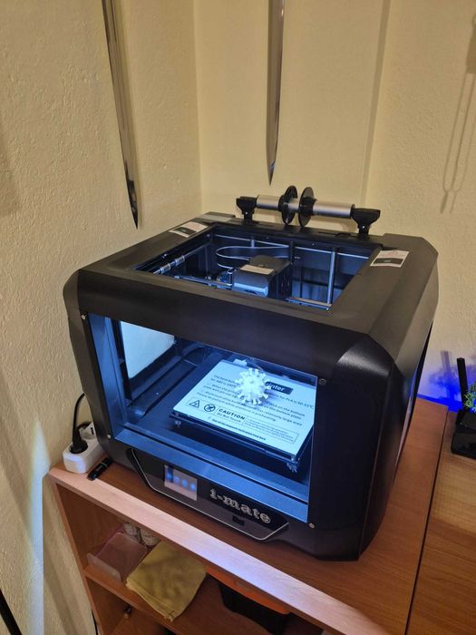Отличен 3D принтер Qidi i-mate