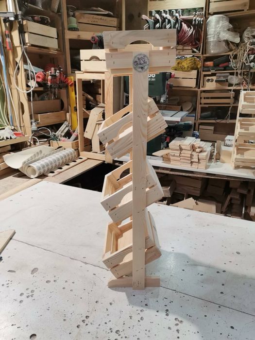 Вертикален мини стелаж