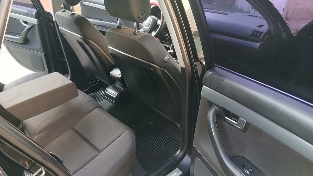 Audi A4 B7 HighLine 2.0 TDI /  2007 E4