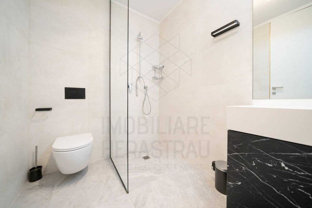 Proprietar inchiriez apartament 3 camere in ONE Vista