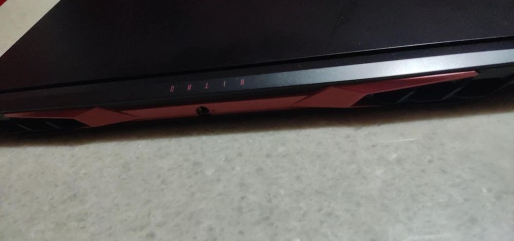 Acer Nitro 5 лаптоп