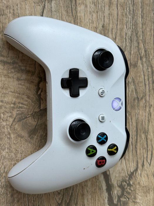 Xbox one S 500 gb