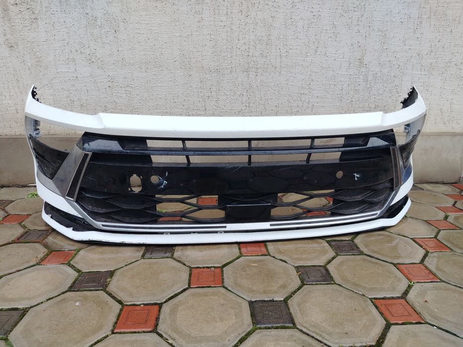Решётка Elantra CN 7