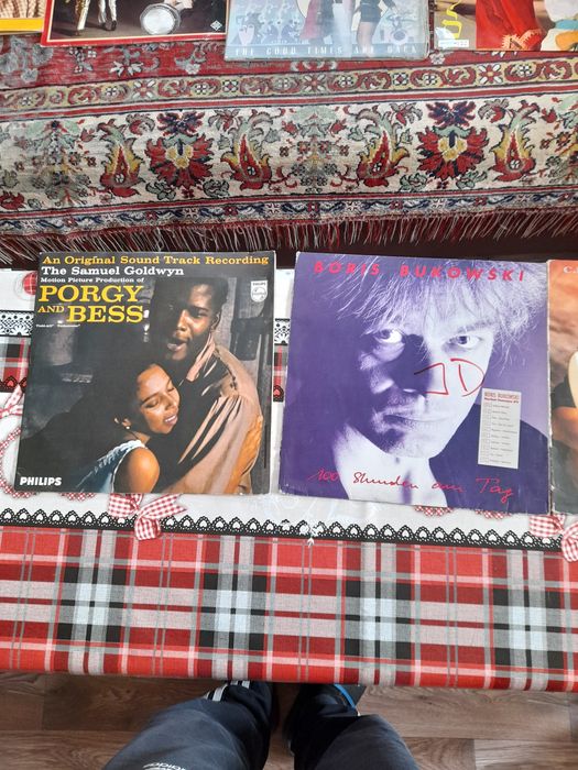 Vînd Plăci Viniluri