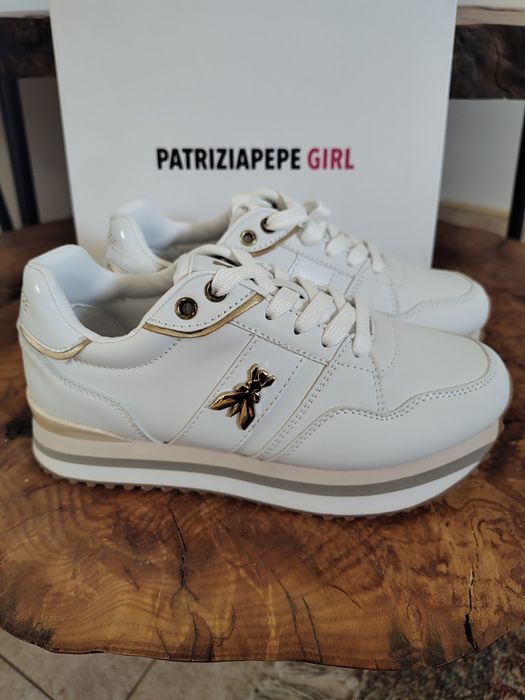 Нови Маратонки PATRIZIA PEPE 35 номер, 130 лв.