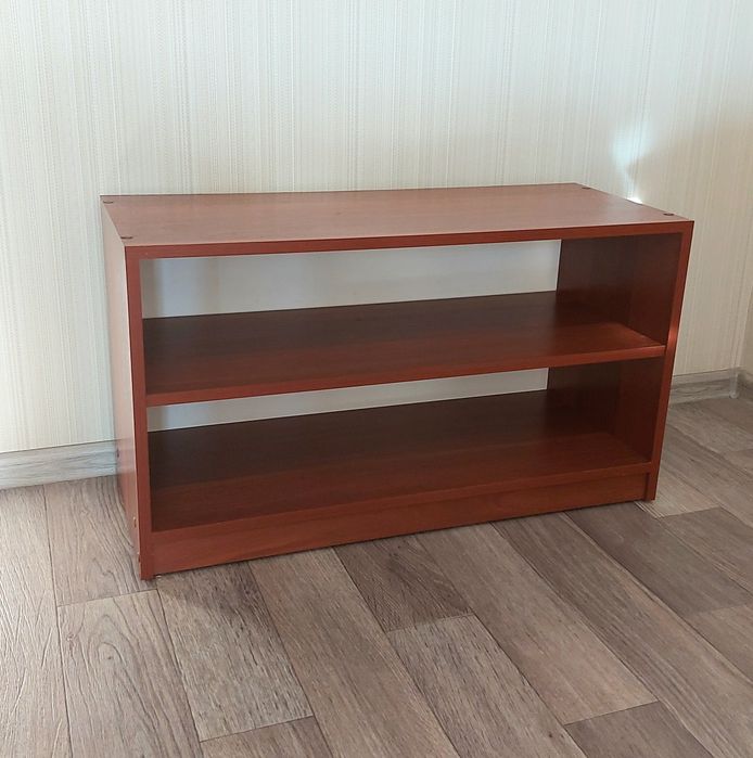 Продам обувницу новую