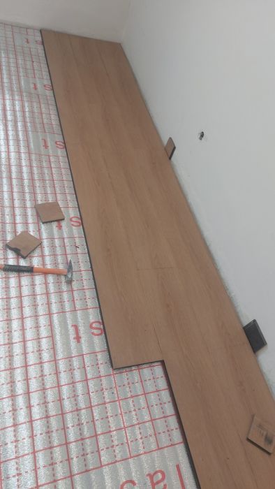 Ламинат продаётся