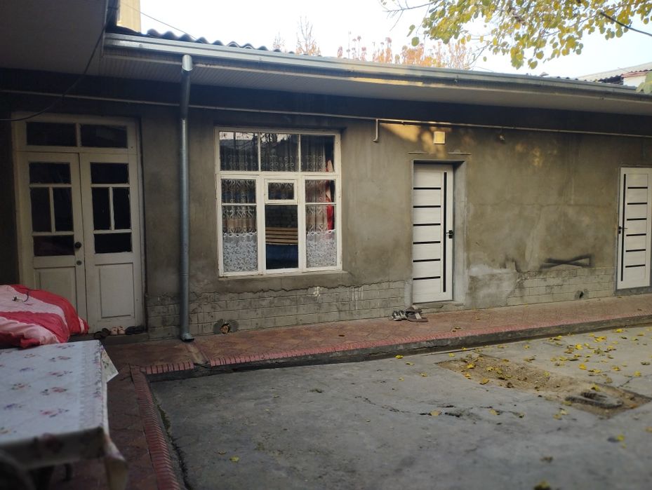 Uy sotiladi ishtabda 5.38 sotix