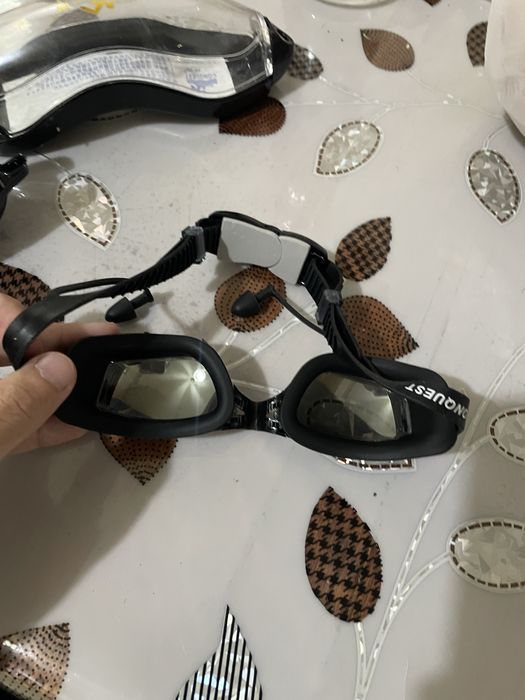 Очки для плаваня