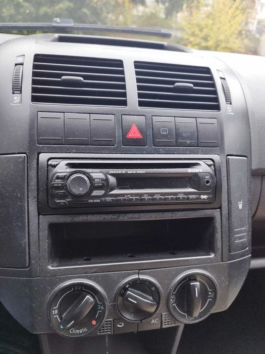 VOLKSWAGEN Polo 2004 — imagine 3