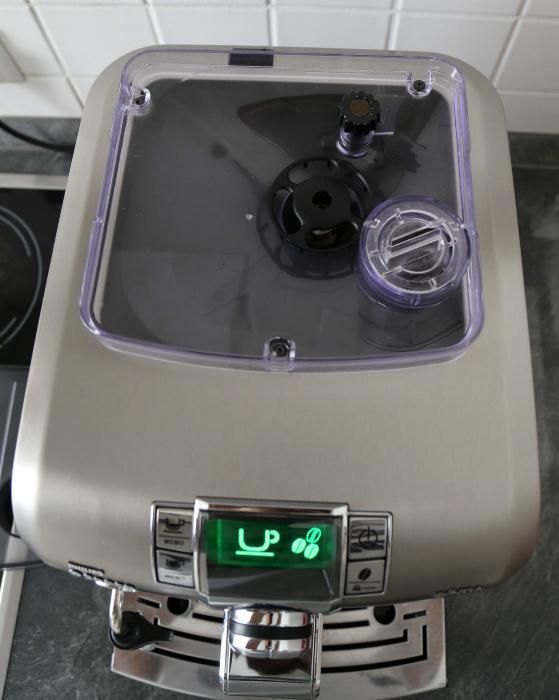 Кафе машина Saeco Syntia