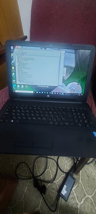 Продам ноутбук hp 15-ay077ur.