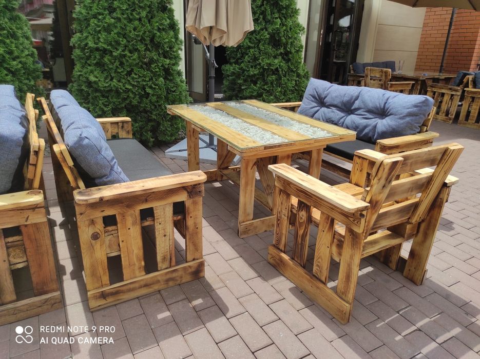 Мебель из паллет и поддонов для кафе летника бани,сауны, сада и двора ...