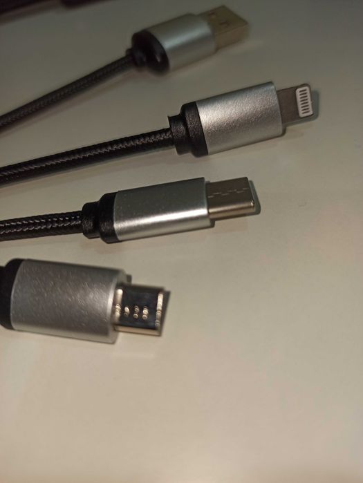 Кабель для зарядки 3 в 1
